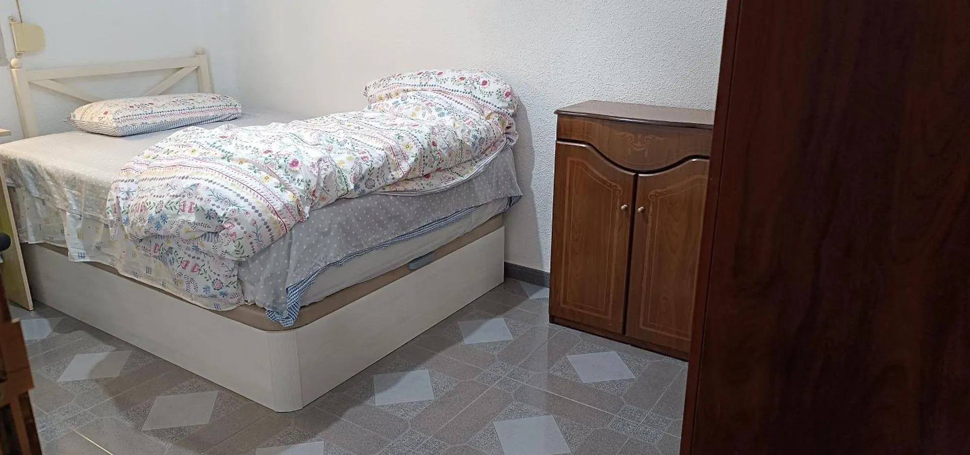 Apartment Kaz Bedrooms Malaga Spain